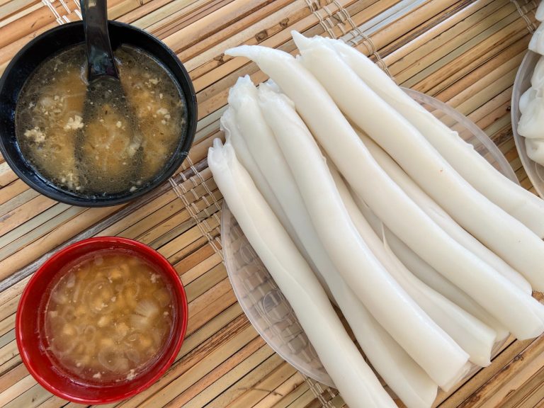 Bánh gật gù – Món quà quê độc đáo của người Quảng Ninh